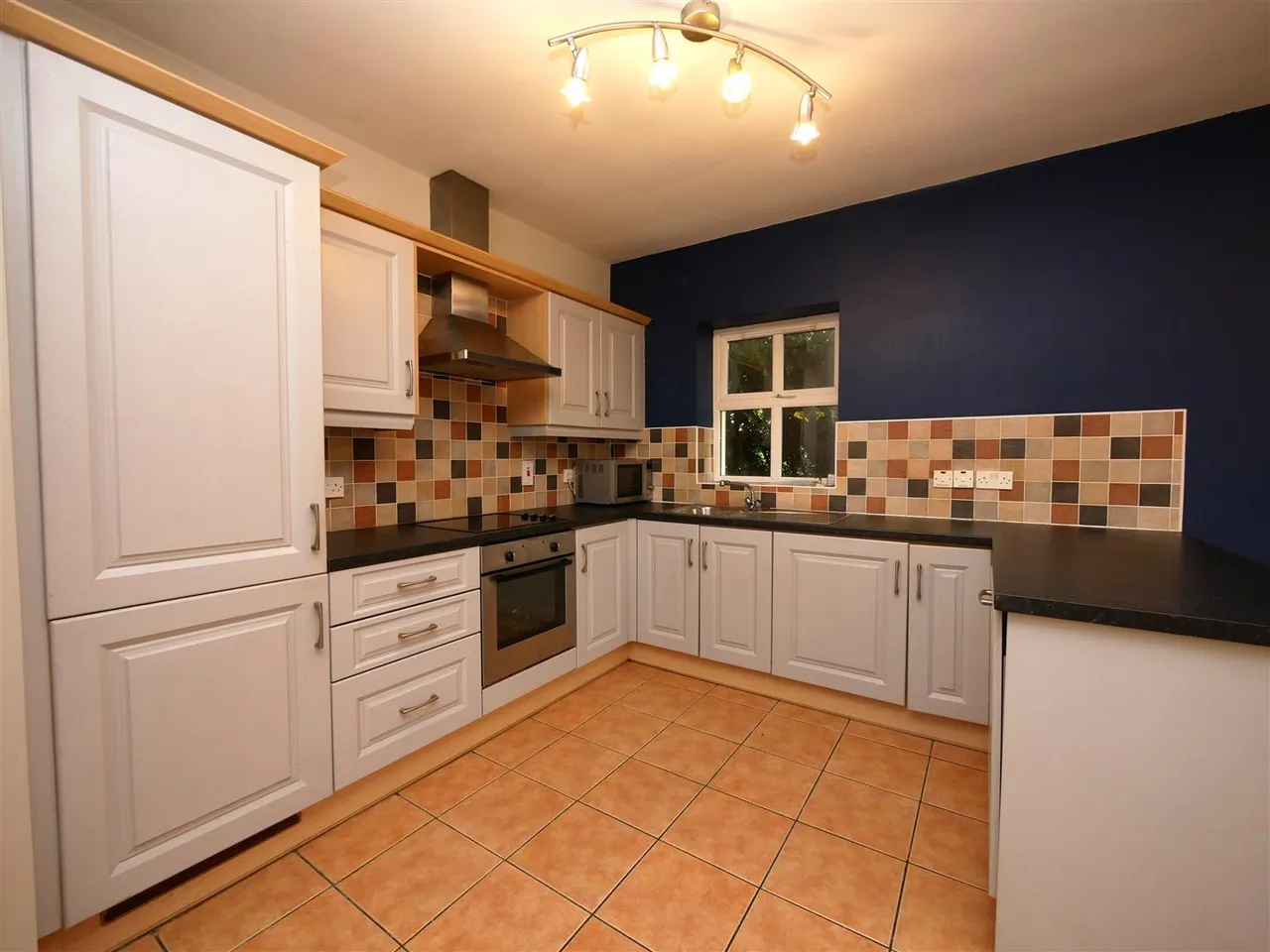 Hampton Court, Ballygowan, BT23, photo 7