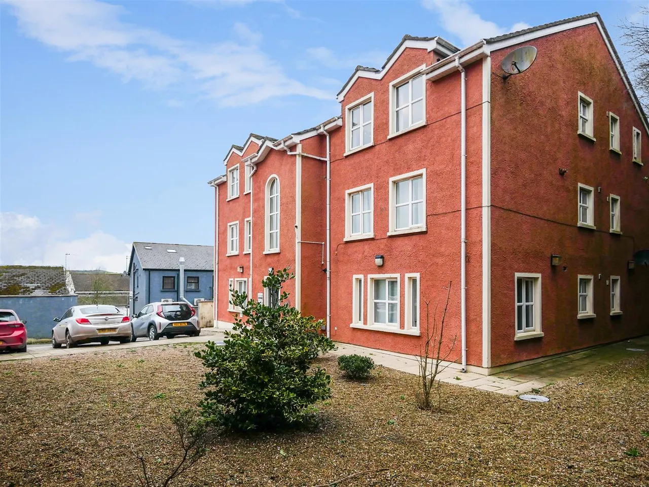 Hampton Court, Ballygowan, BT23, photo 2