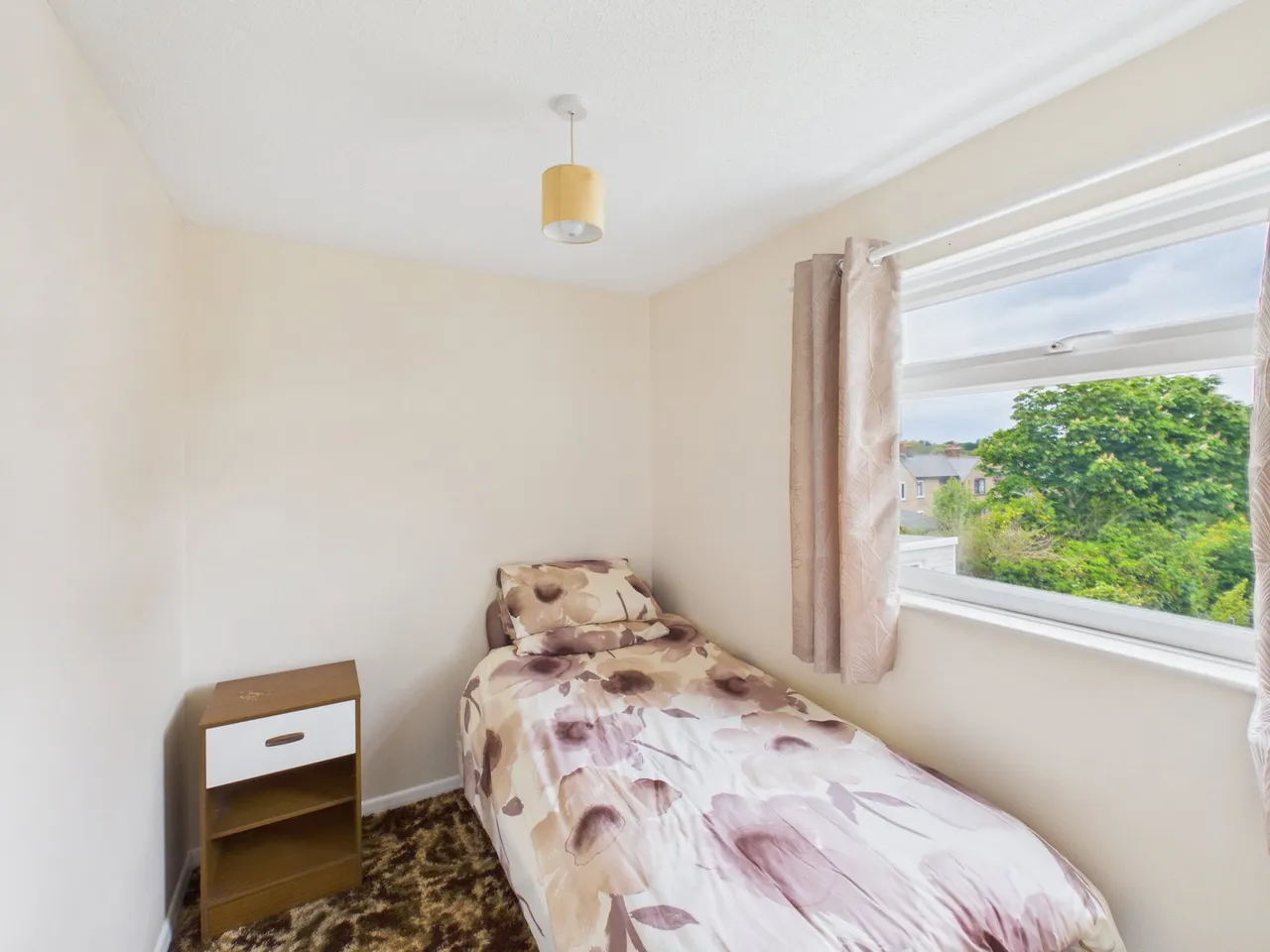 Thomas Young Close, Stowmarket, photo 7