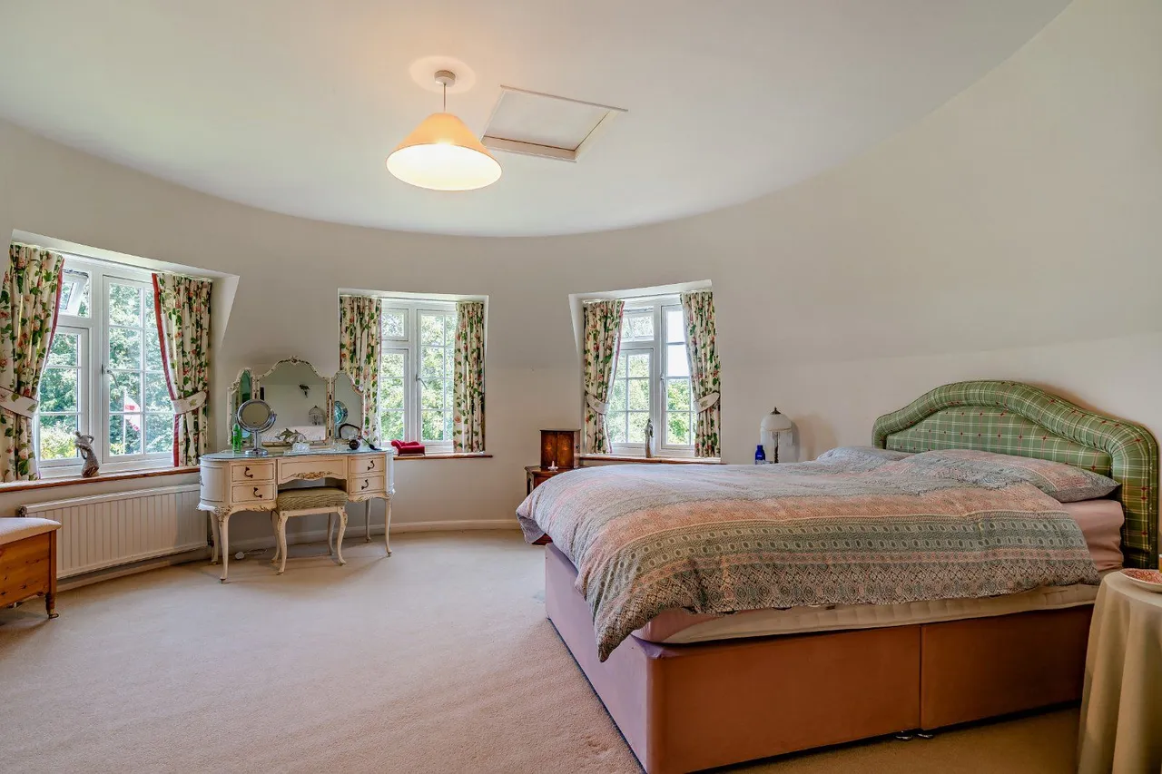 Bells Farm Road, East Peckham, Tonbridge, Kent, TN12 5NA, photo 11