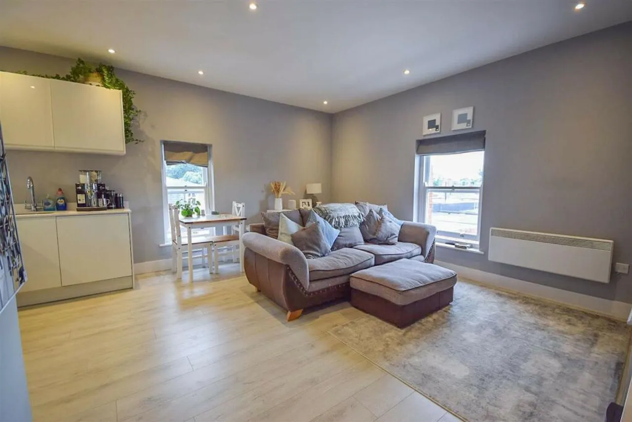 Cheadle House, Cheadle, photo 4