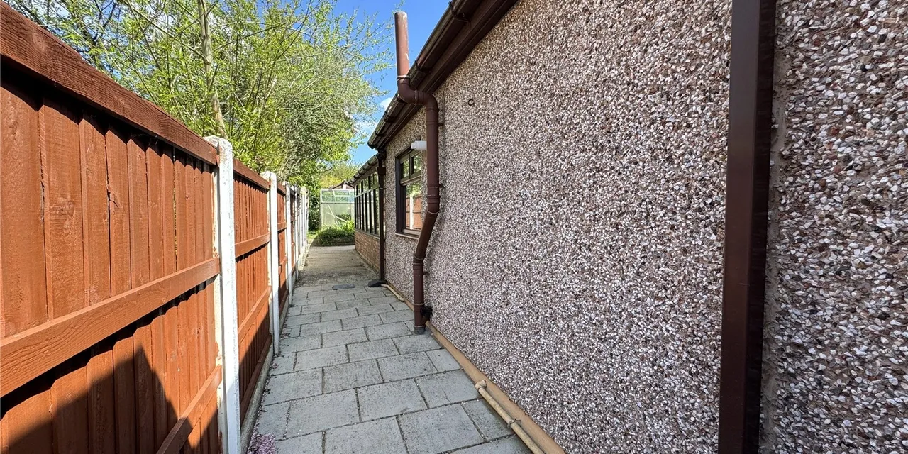Joan Avenue, Moreton, CH46, photo 23