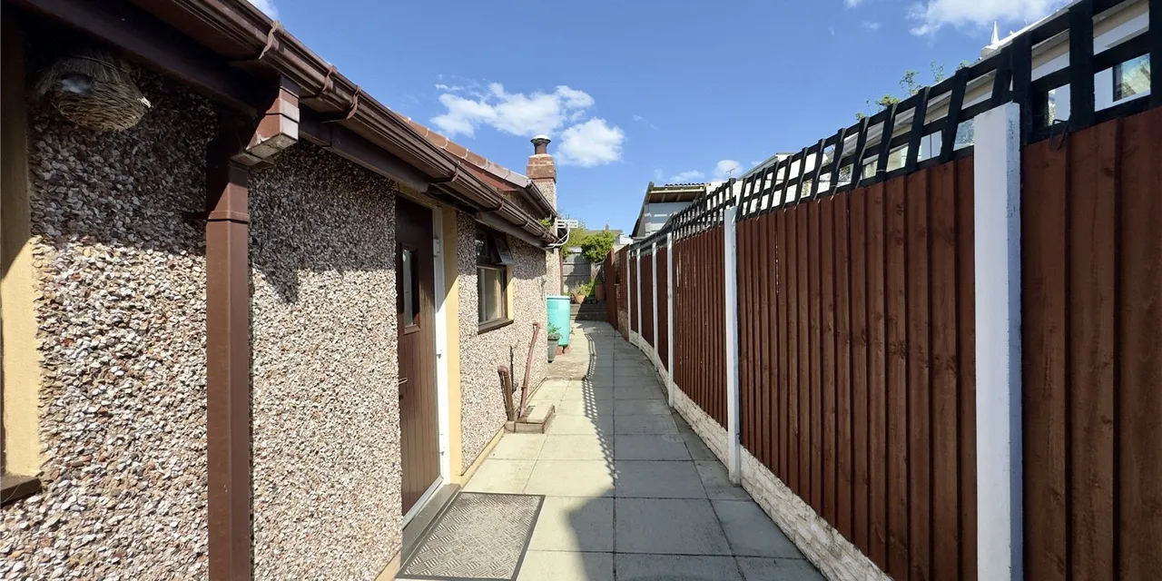 Joan Avenue, Moreton, CH46, photo 20
