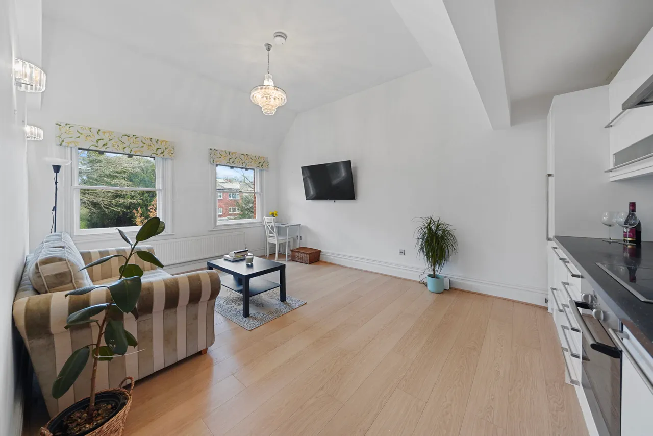 Flat 5, 43 North Road, Hertford, SG14 1LZ, photo 7