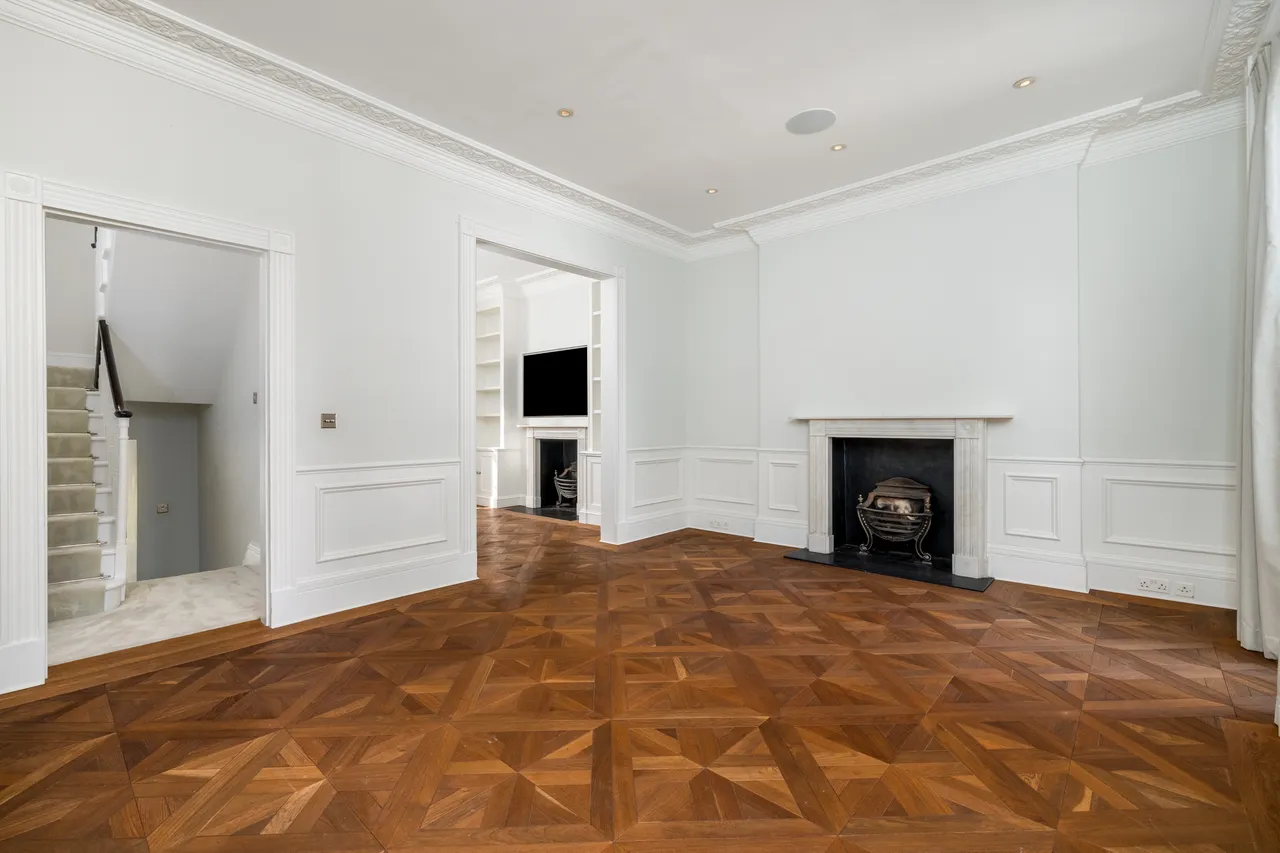 Chelsea, Alexander Square, South Kensington, London, photo 6