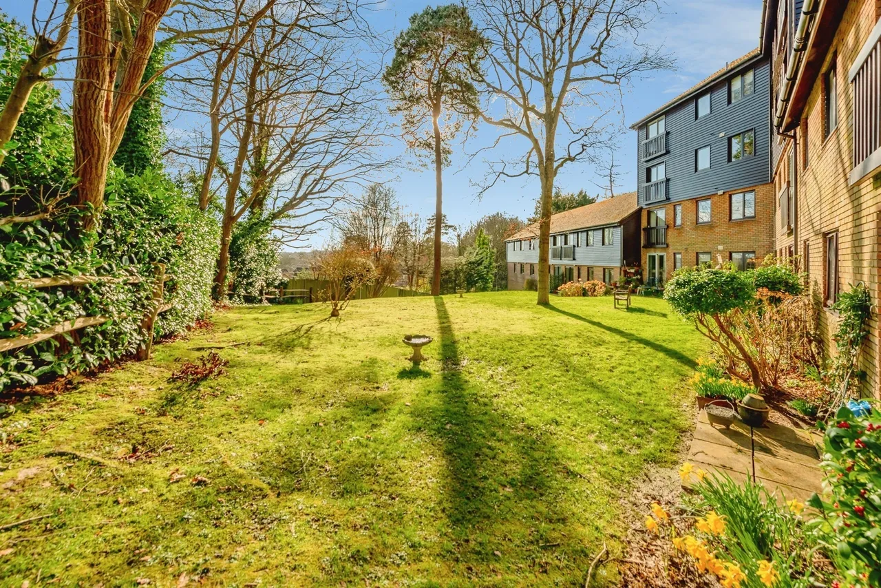 Sackville Court, East Grinstead, photo 9