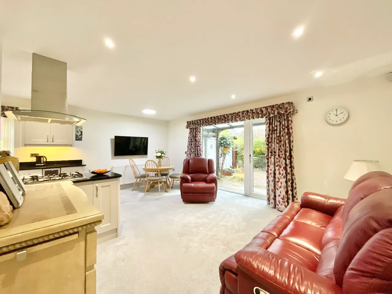 Mount Pleasant, Newcastle, ST5, photo 20