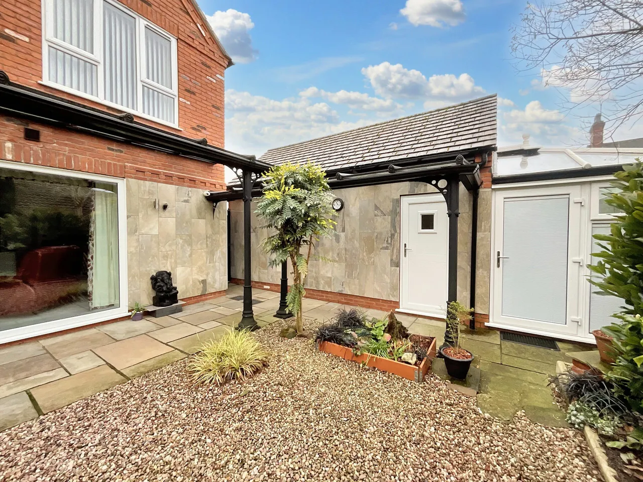 Mount Pleasant, Newcastle, ST5, photo 29
