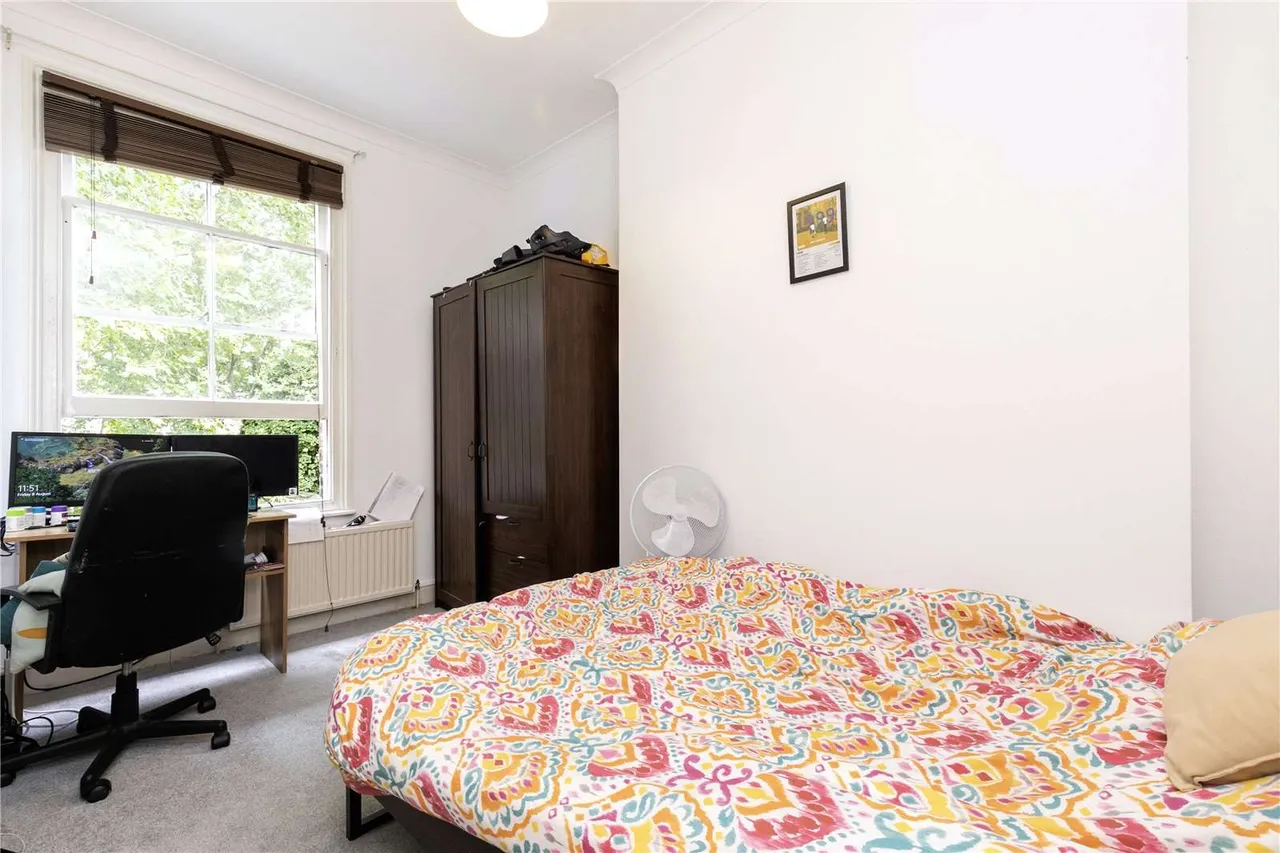 Caledonian Road, Lower Holloway, N7, photo 4