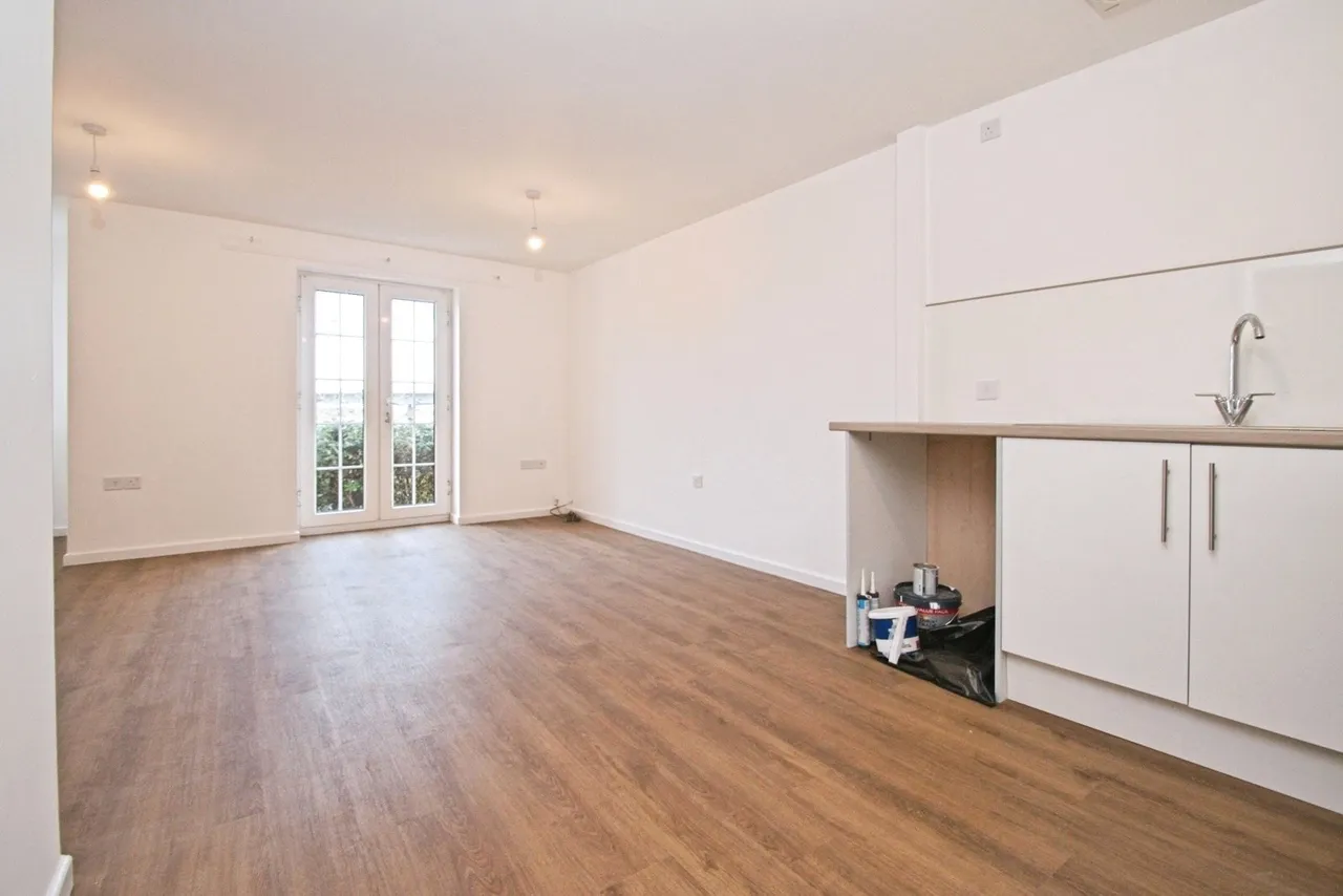 Seager Drive, Cardiff, CF11, photo 5