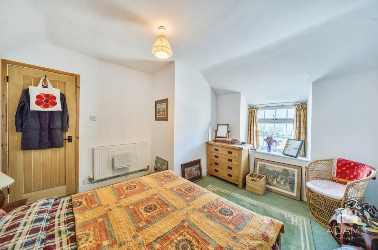 Enfield Cottages, Back Lane, Winchcombe, photo 10