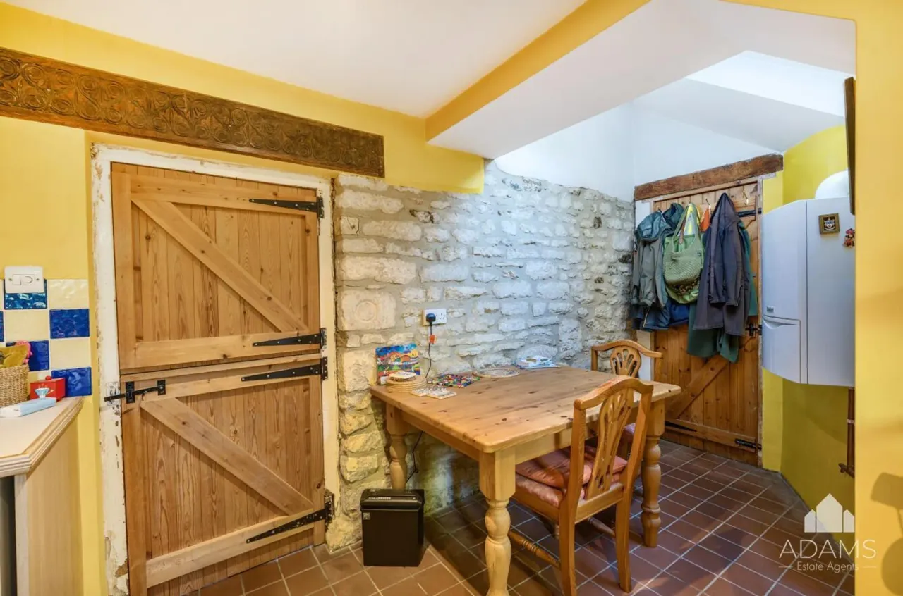 Enfield Cottages, Back Lane, Winchcombe, photo 8