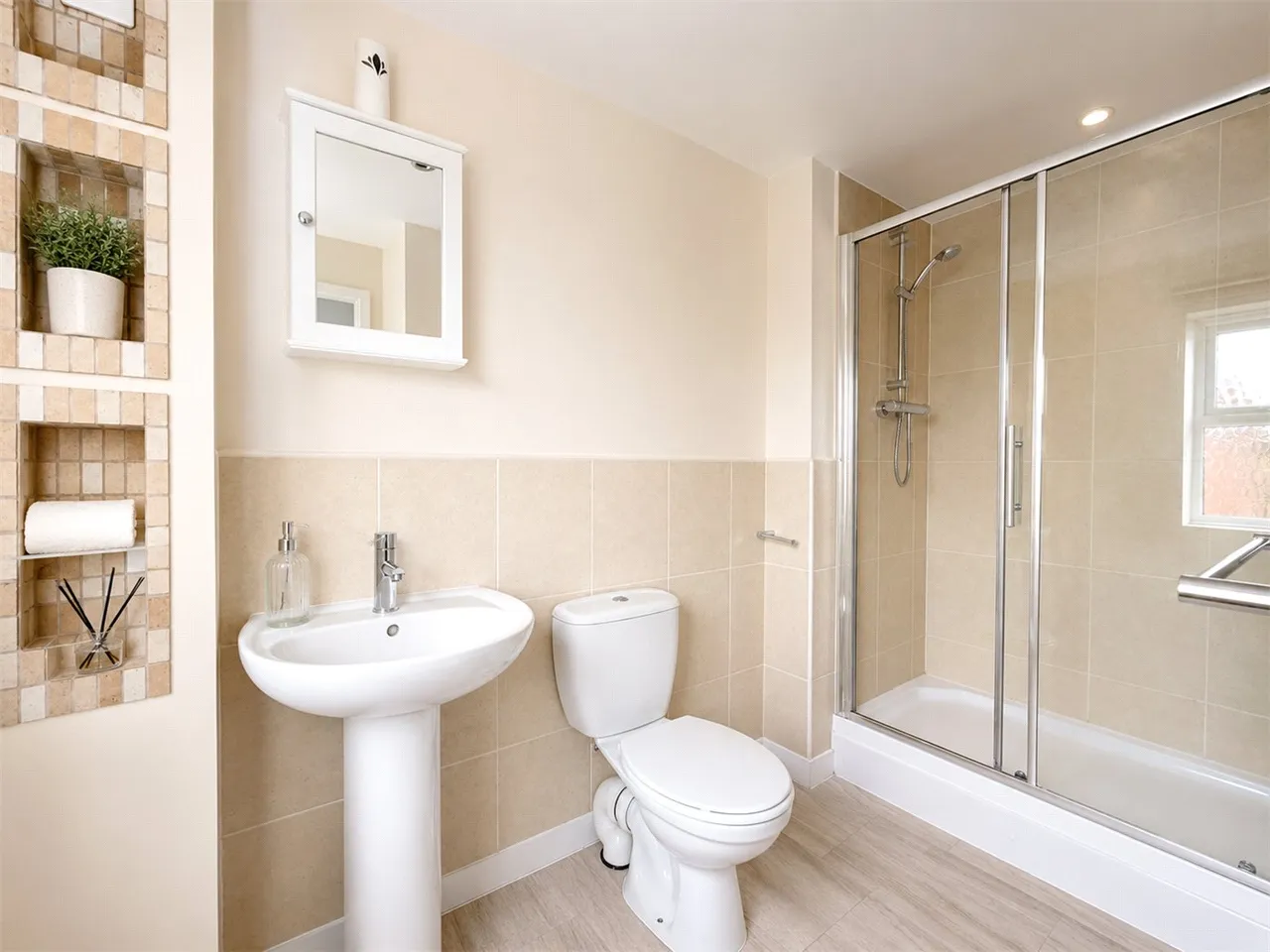 Pentland Drive, Greylees, Sleaford, Lincolnshire, NG34, photo 6