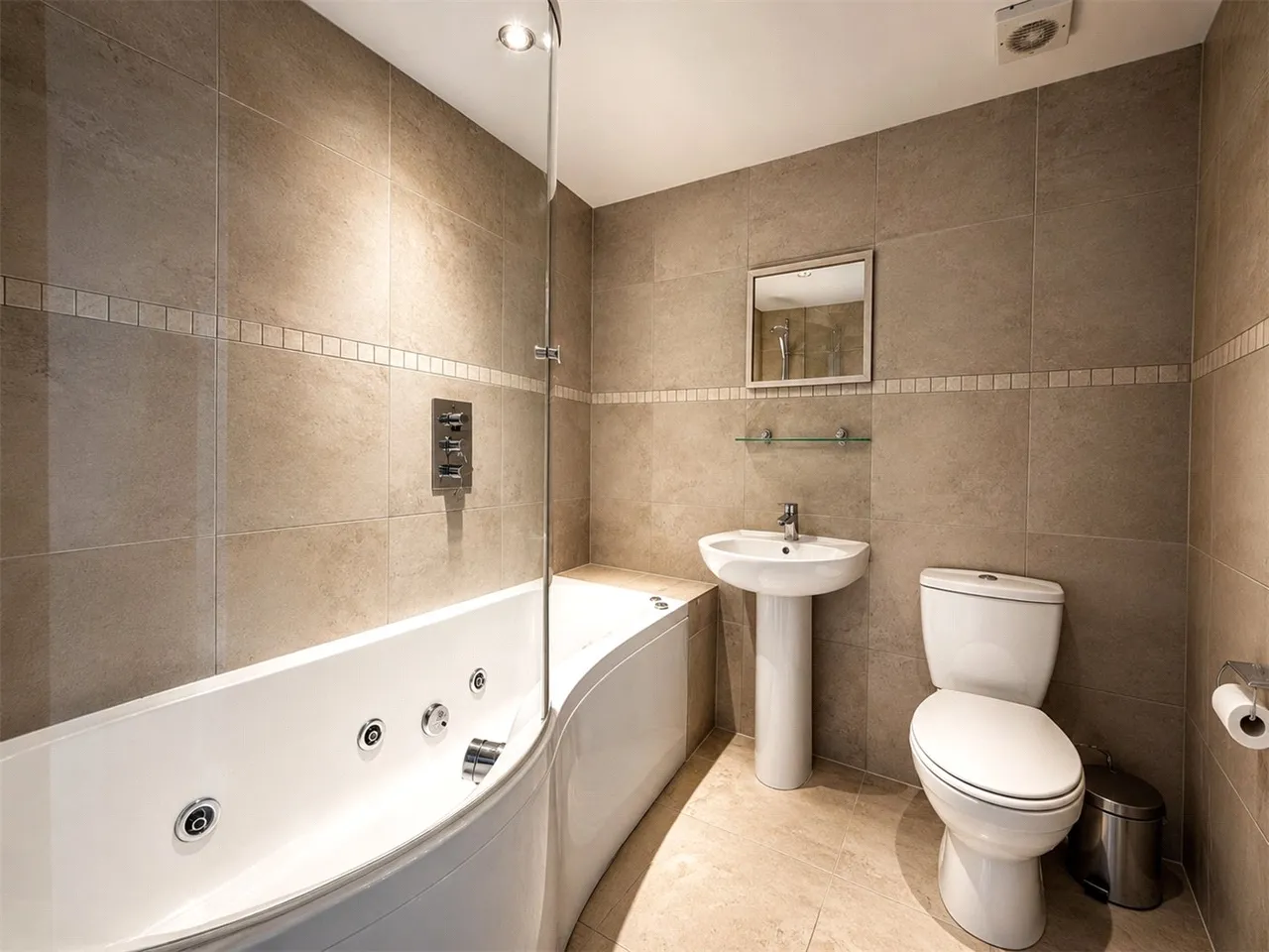 Pentland Drive, Greylees, Sleaford, Lincolnshire, NG34, photo 5