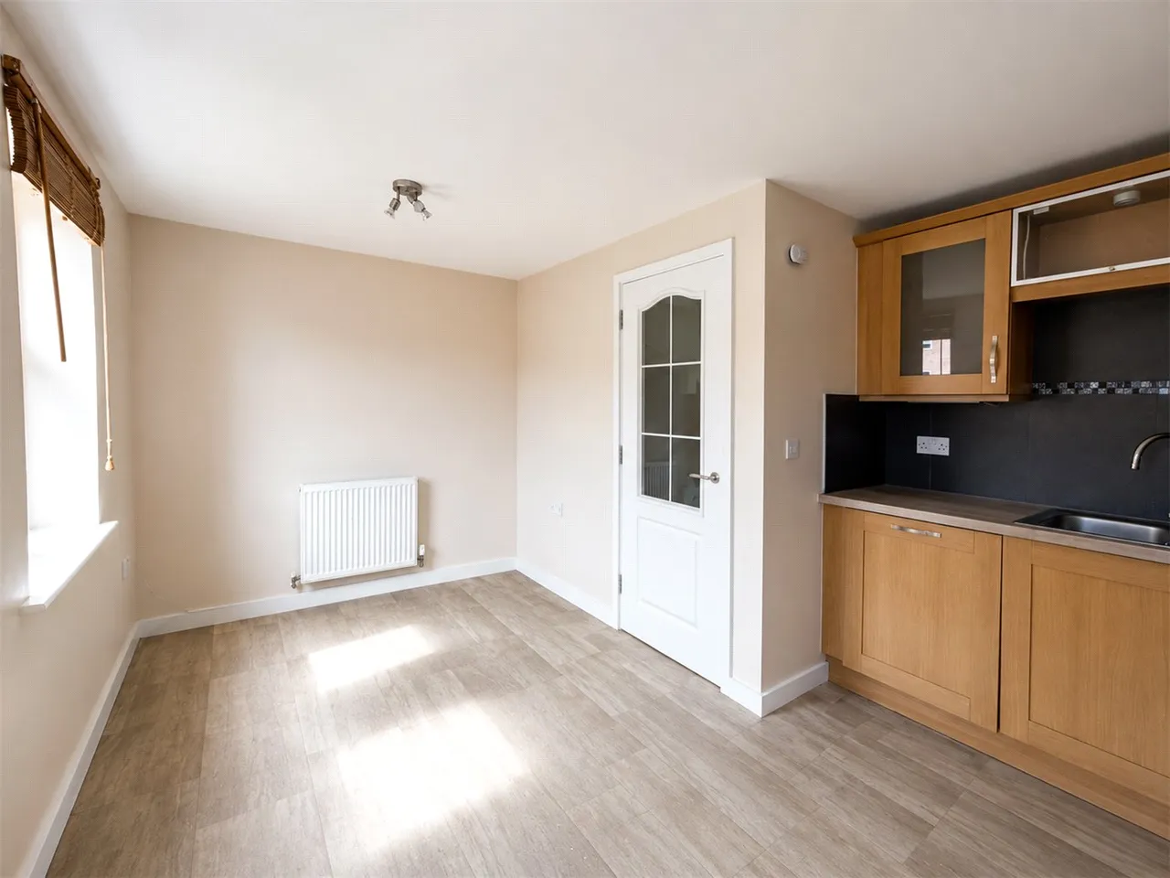 Pentland Drive, Greylees, Sleaford, Lincolnshire, NG34, photo 3