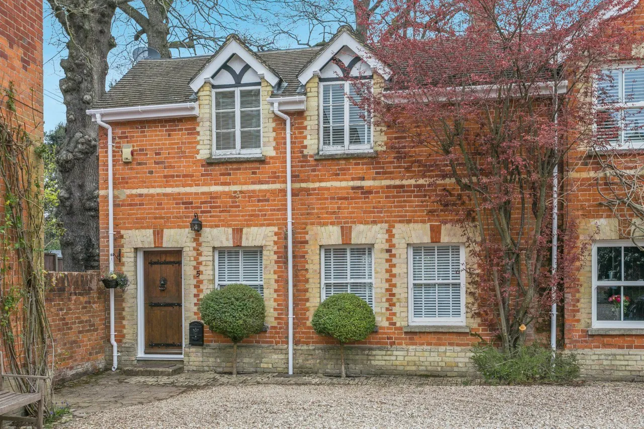 3 bed property for sale — Swinley Road, Ascot, Berkshire, SL5 8BD