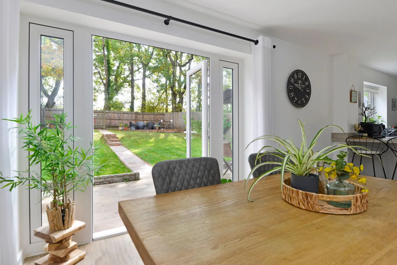 Longhurst Avenue, Cranleigh, GU6, photo 20
