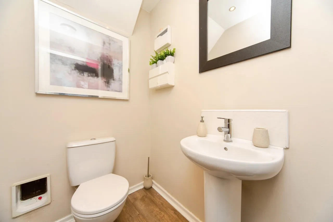 Church Road, Birkenhead, CH42, photo 6
