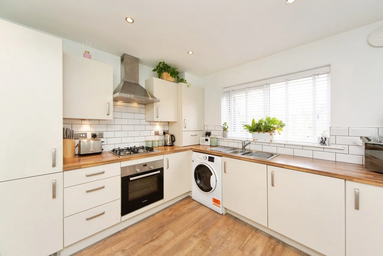 Church Road, Birkenhead, CH42, photo 3