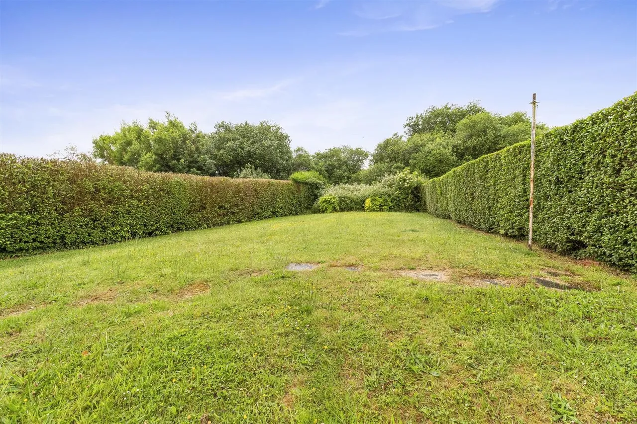Hollands Road, Henfield, photo 4