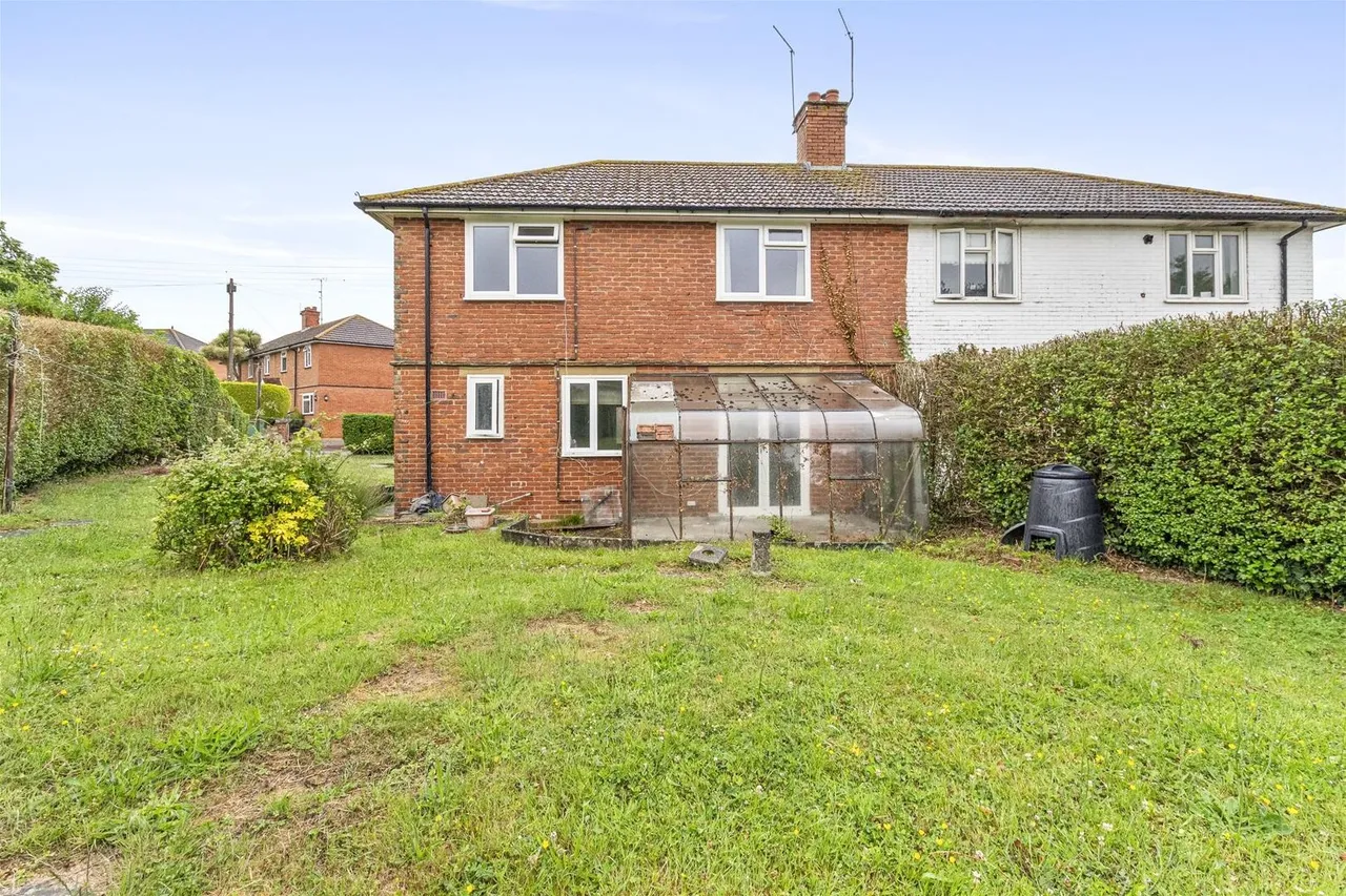 Hollands Road, Henfield, photo 3