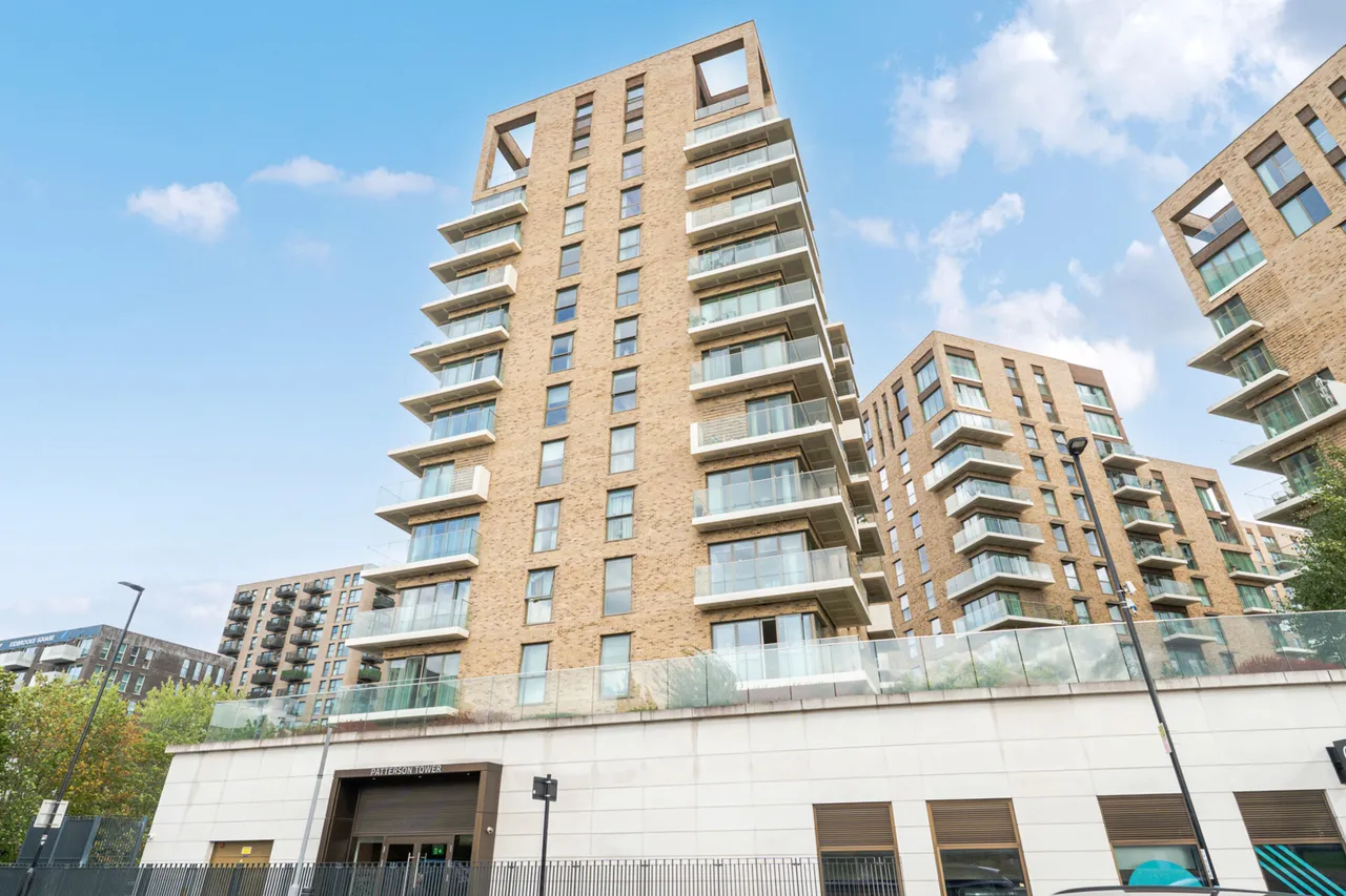 3 bed flat for sale, Kidbrooke Park Road, SE3
