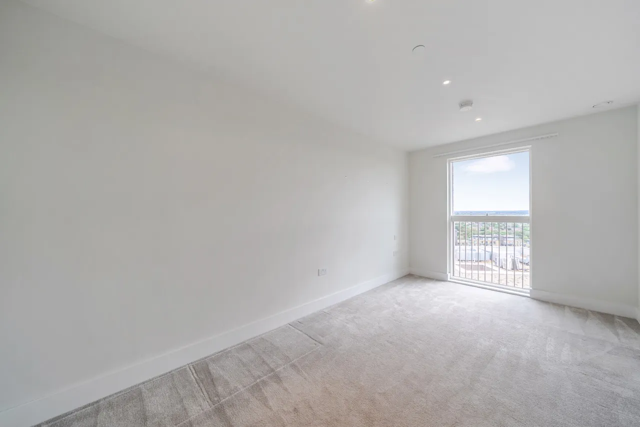 Kidbrooke Park Road, SE3, photo 15