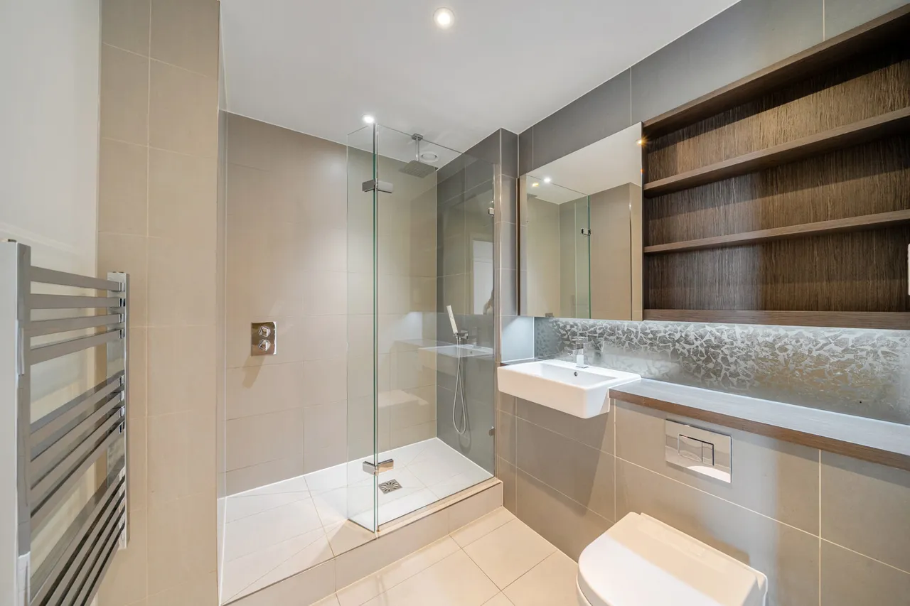 Kidbrooke Park Road, SE3, photo 9