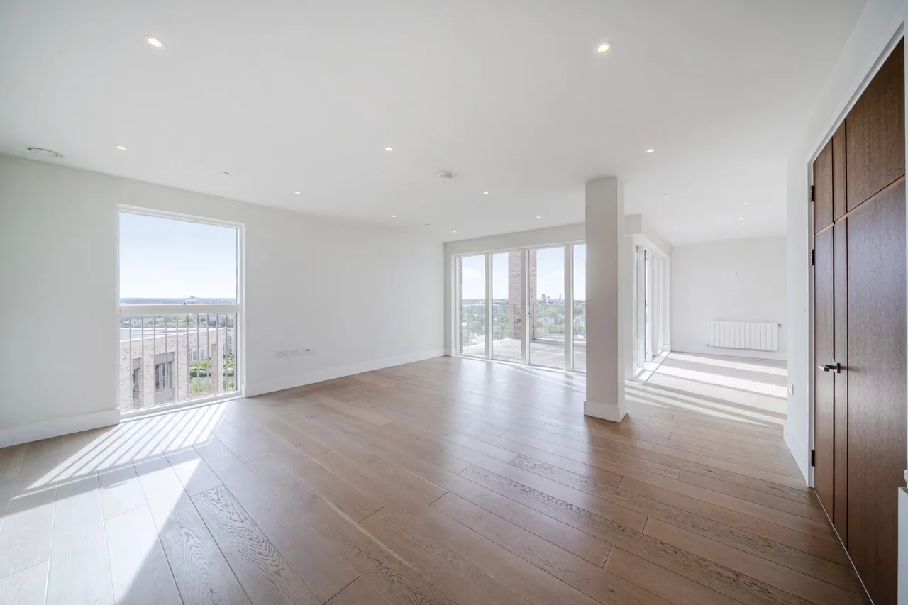 Kidbrooke Park Road, SE3, photo 3