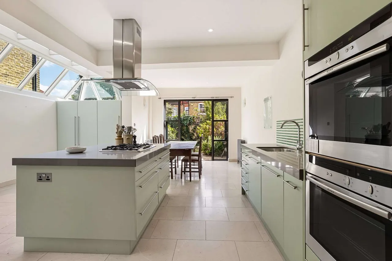 Alwyn Avenue, London, W4 4PB, photo 4