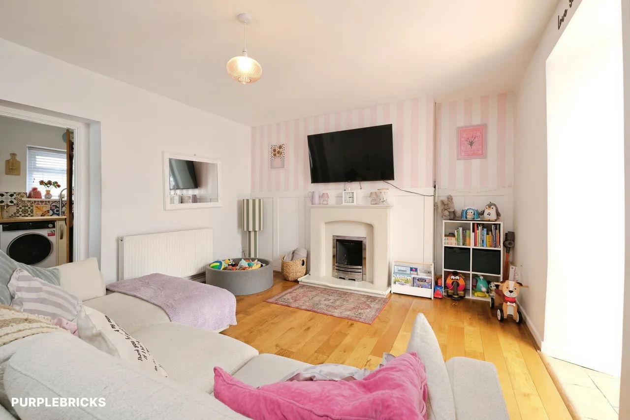 Nightingale Terrace, Pontypool, NP4, photo 5