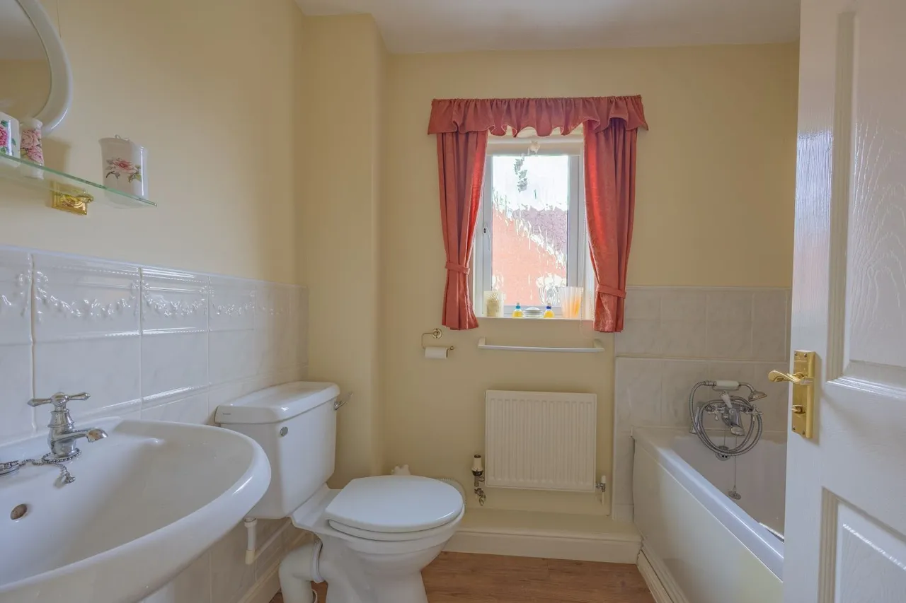 Burge Crescent, Cotford St. Luke, TA4, photo 18