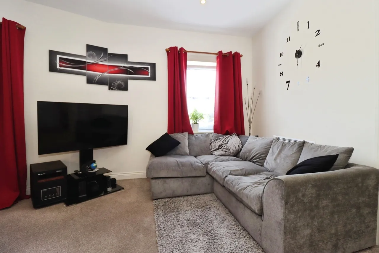 Kennington Avenue, Kingswood, Bristol, BS15, photo 3