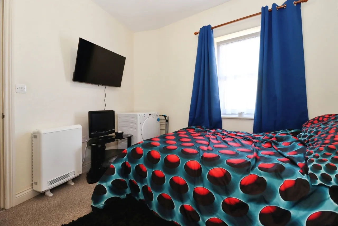 Kennington Avenue, Kingswood, Bristol, BS15, photo 5