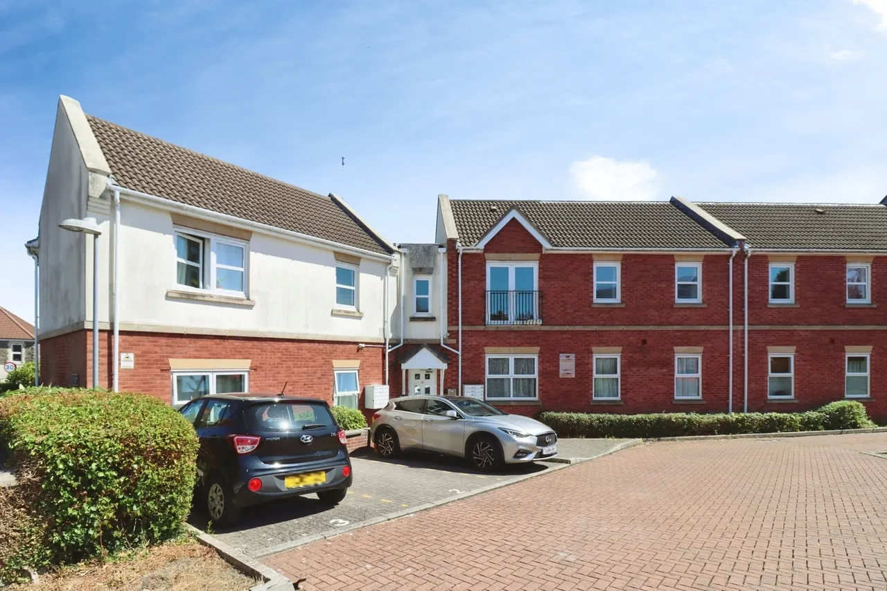 1 bed flat for sale — Kennington Avenue, Kingswood, Bristol, BS15
