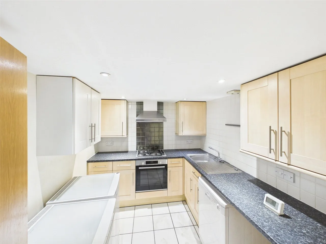 North Street, Thame, OX9, photo 4