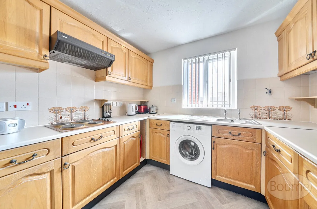 Hylton Road, Petersfield, GU32, photo 4