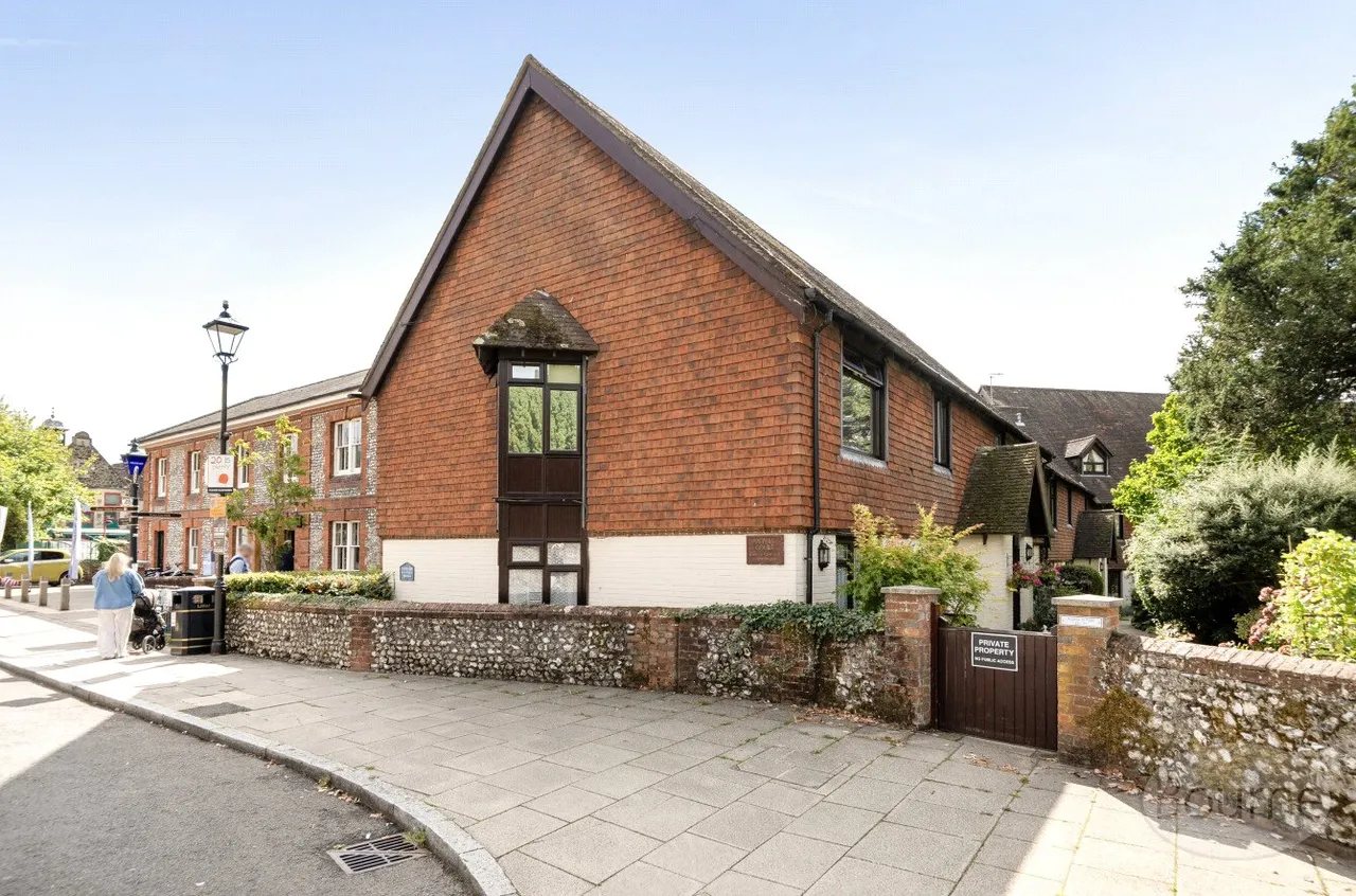 Hylton Road, Petersfield, GU32, photo 19