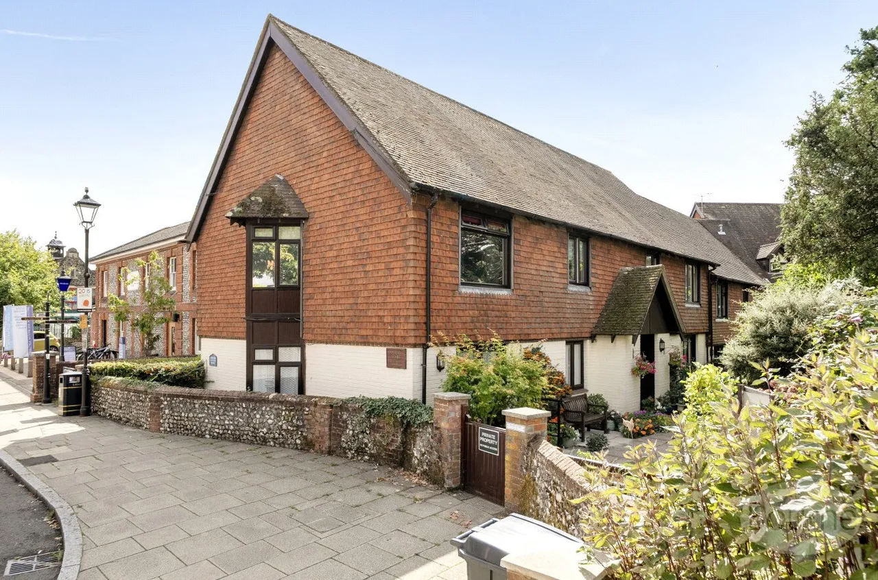 Hylton Road, Petersfield, GU32, photo 13