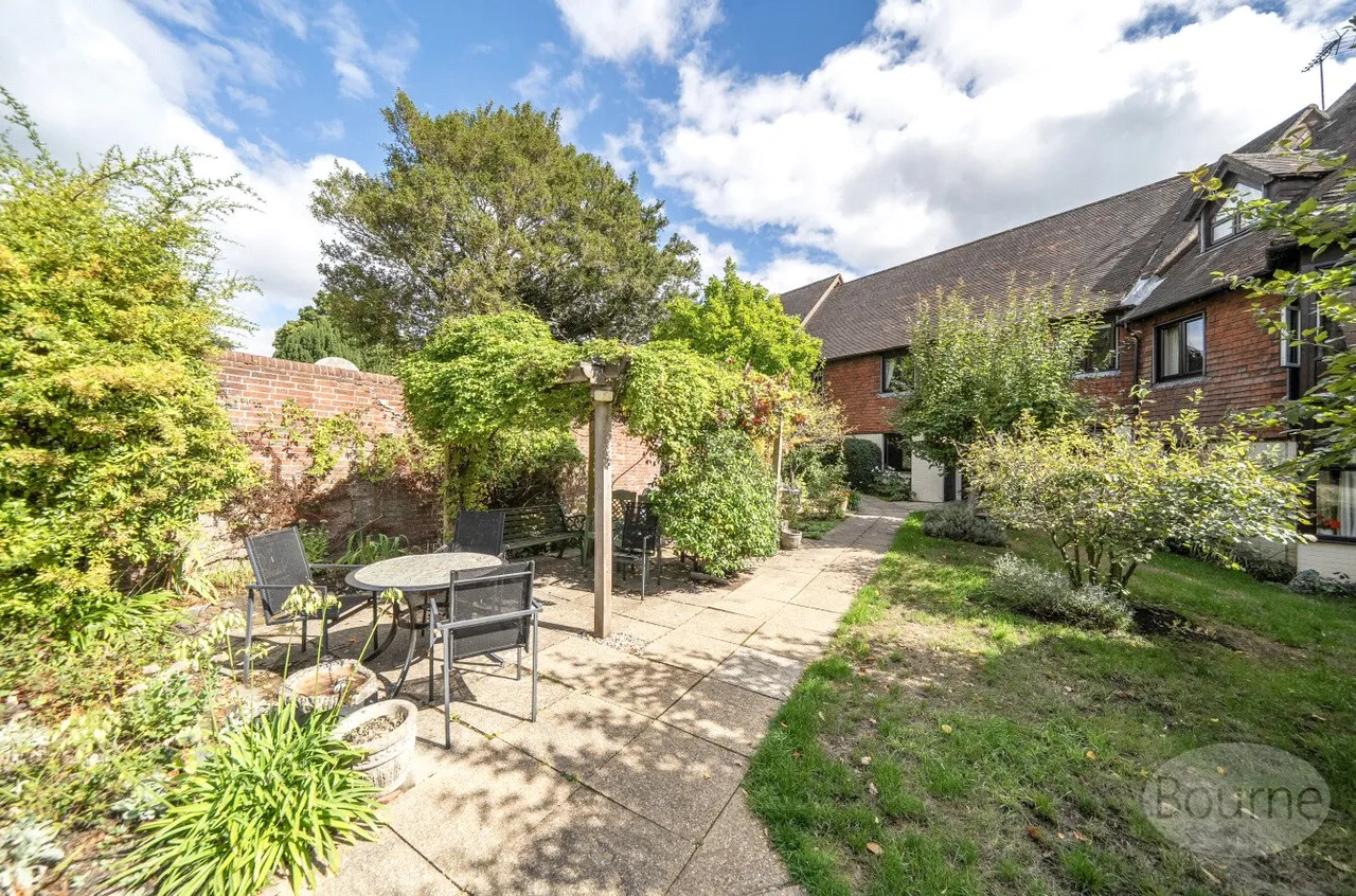 Hylton Road, Petersfield, GU32, photo 9