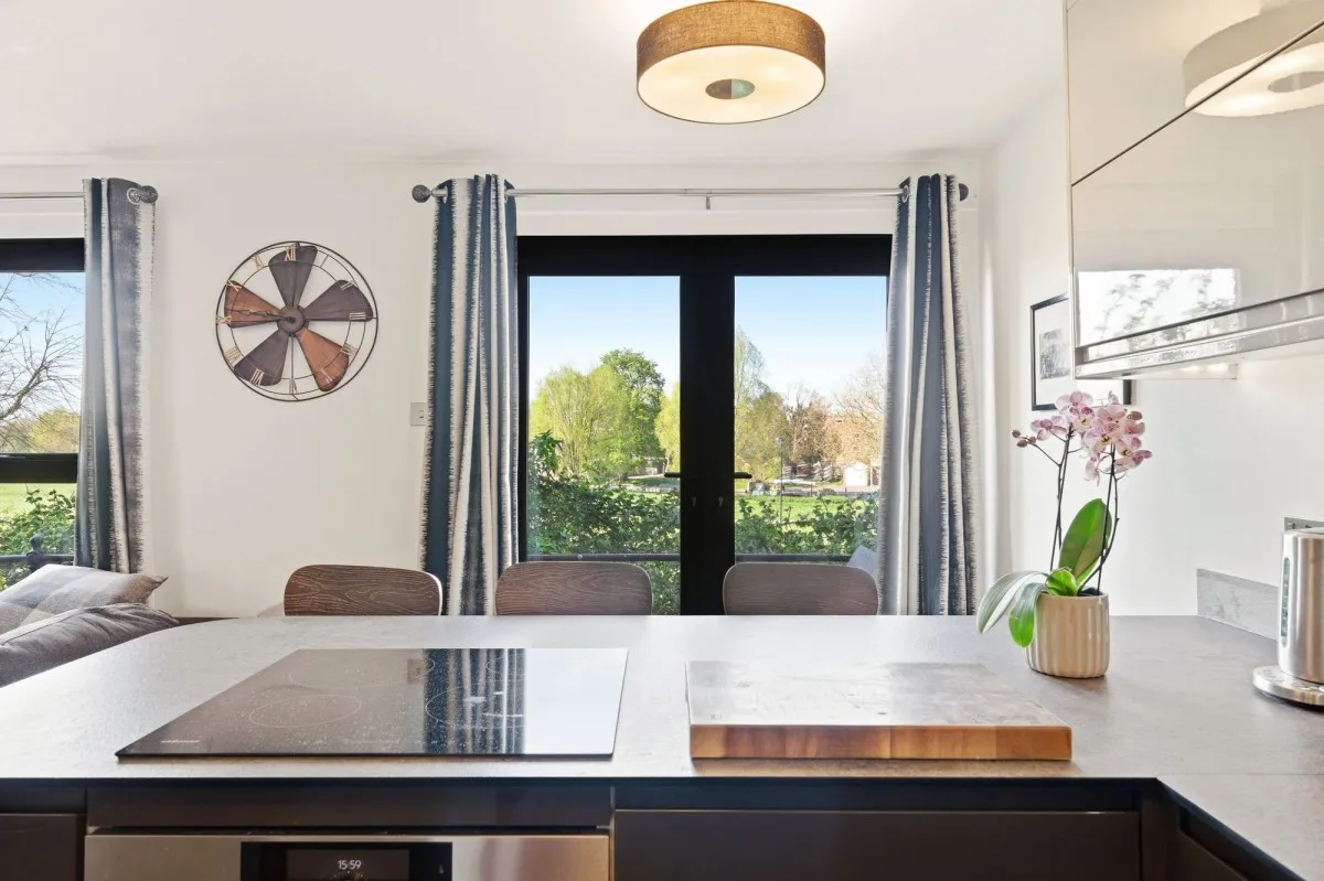 Auckland Road, Auckland Court, CB5, photo 11