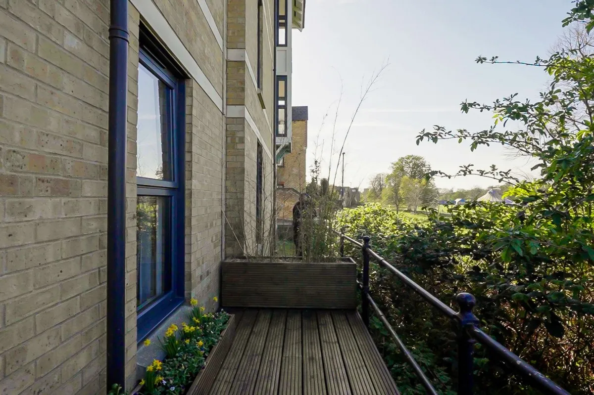Auckland Road, Auckland Court, CB5, photo 15
