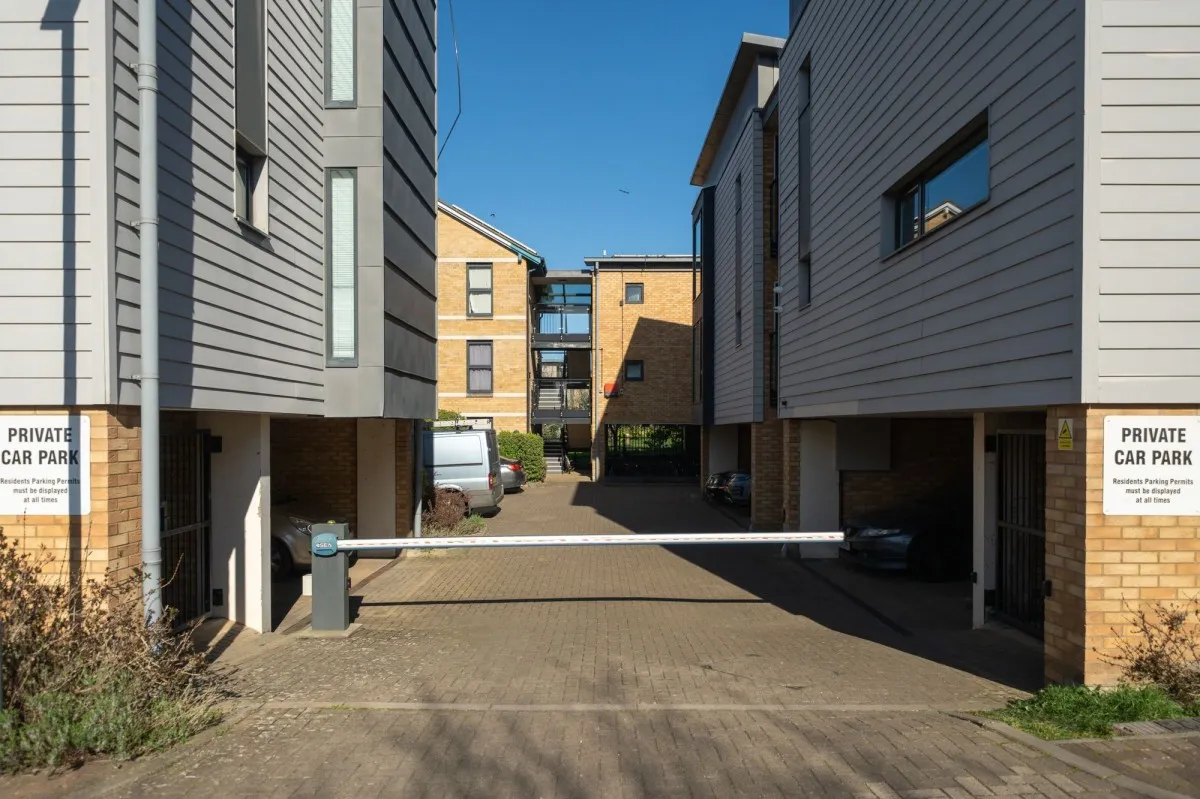 Auckland Road, Auckland Court, CB5, photo 18
