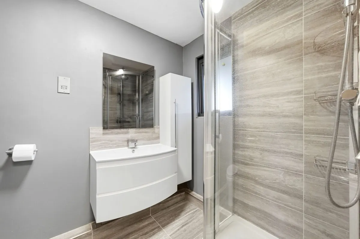 Auckland Road, Auckland Court, CB5, photo 14