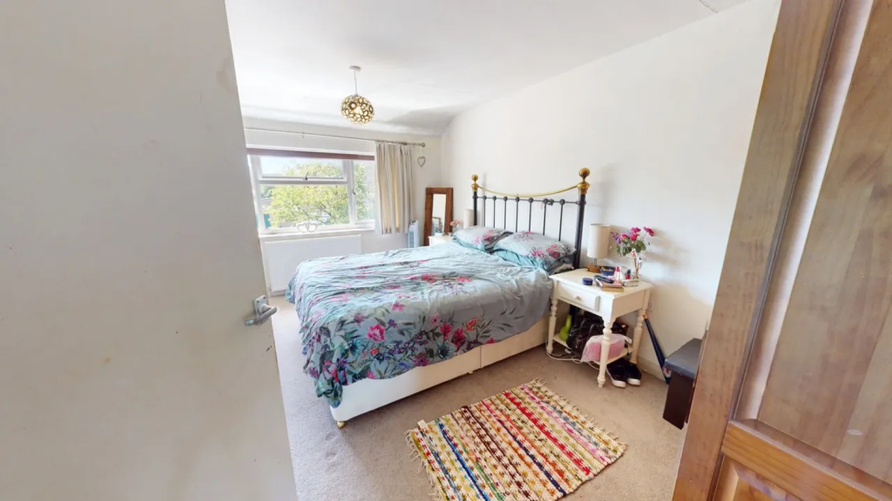 Benhall, Cheltenham, Gloucestershire, photo 8