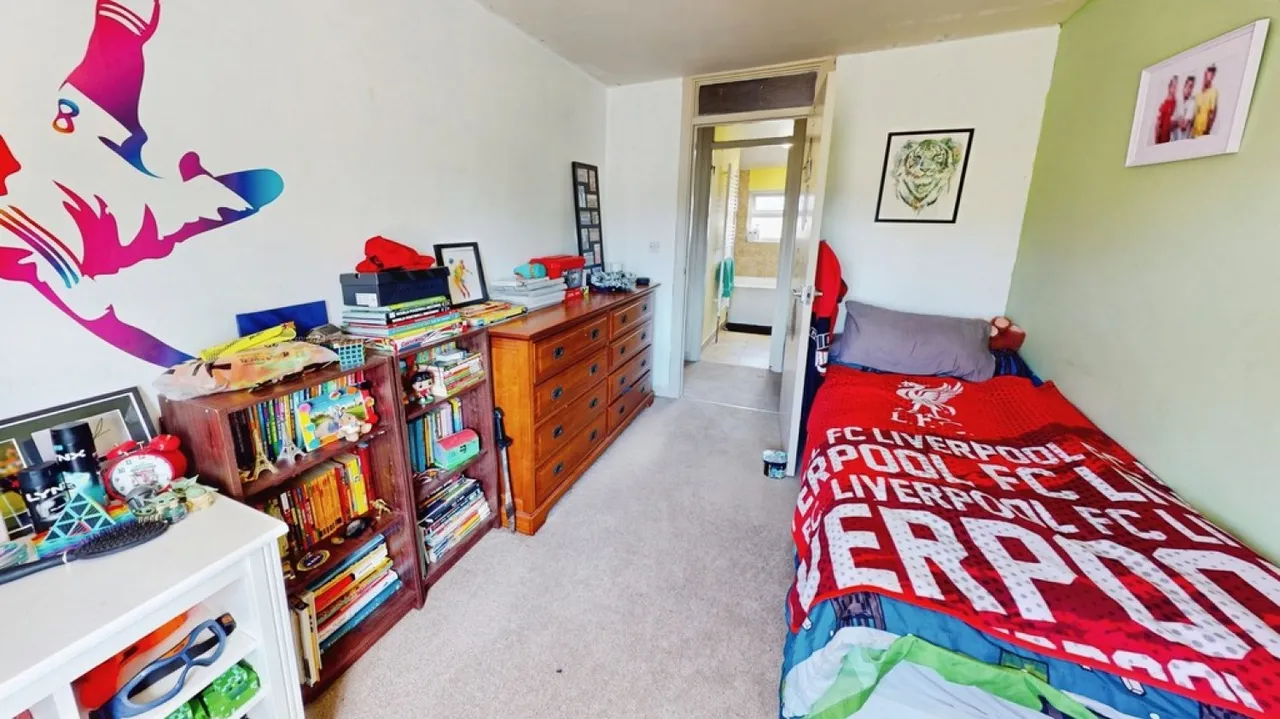 Benhall, Cheltenham, Gloucestershire, photo 10