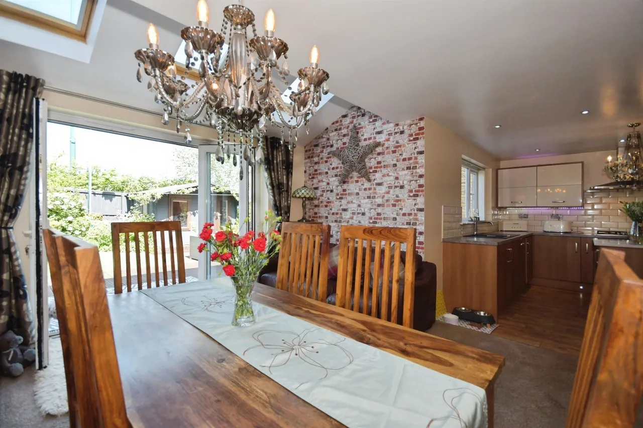 Gower Way, Rawmarsh, S62, photo 7