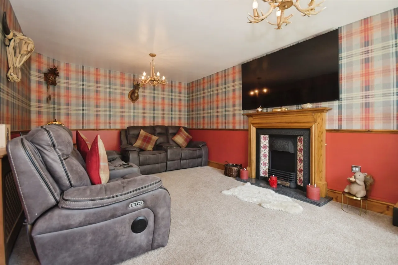 Gower Way, Rawmarsh, S62, photo 5