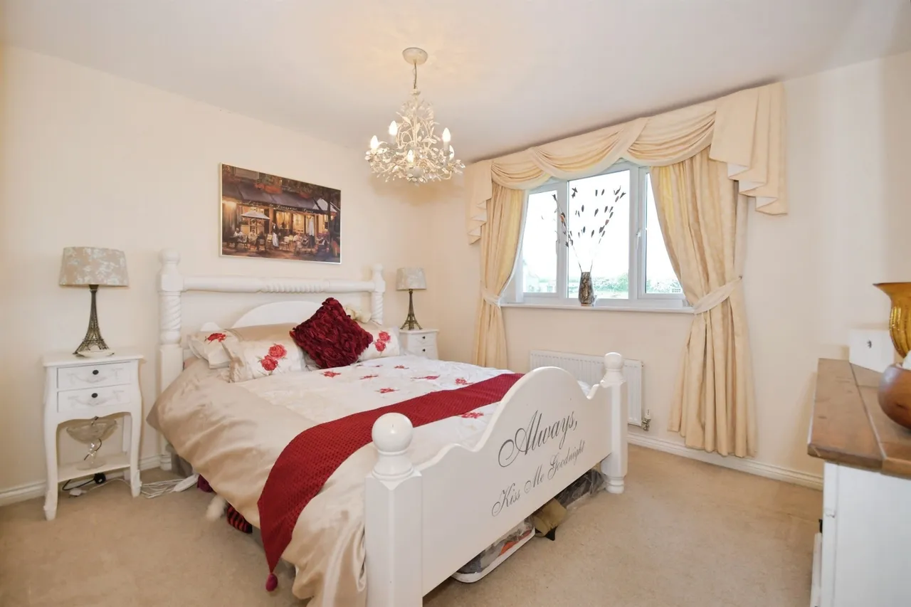 Gower Way, Rawmarsh, S62, photo 11