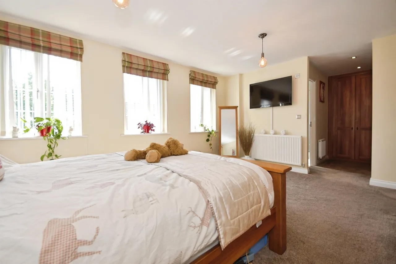 Gower Way, Rawmarsh, S62, photo 9